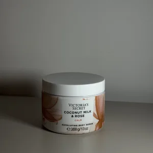 Скраб Victorias Secret Natural Beauty Exfoliating Body Scrub