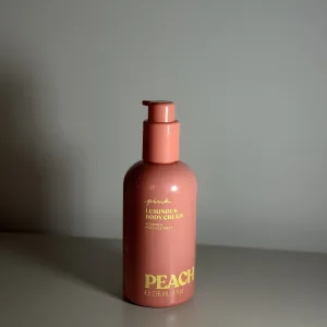 Крем для тіла із шимером Shimmer Peach Luminous Body cream