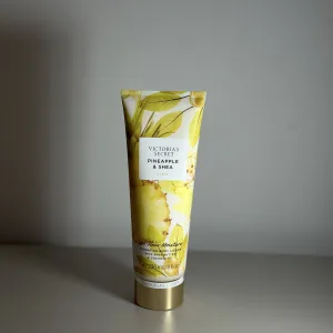 Парфумований лосьйон Pineapple & Shea