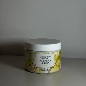 Скраб для тіла Pineapple & Shea